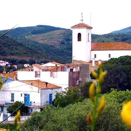 Caseta De Pescadors A Les Cales De Colera, 2ª Linea De Mar Holiday home *