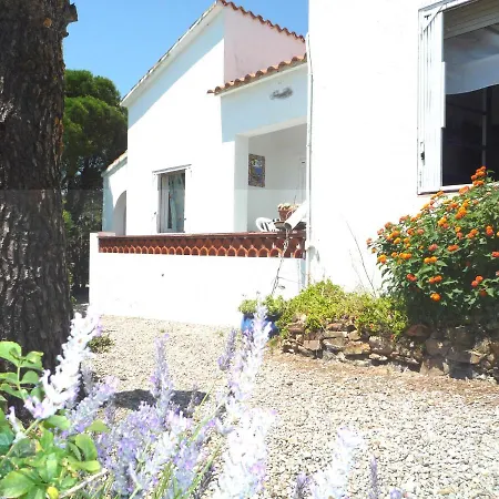 Holiday home Caseta De Pescadors A Les Cales De Colera, 2ª Linea De Mar Colera